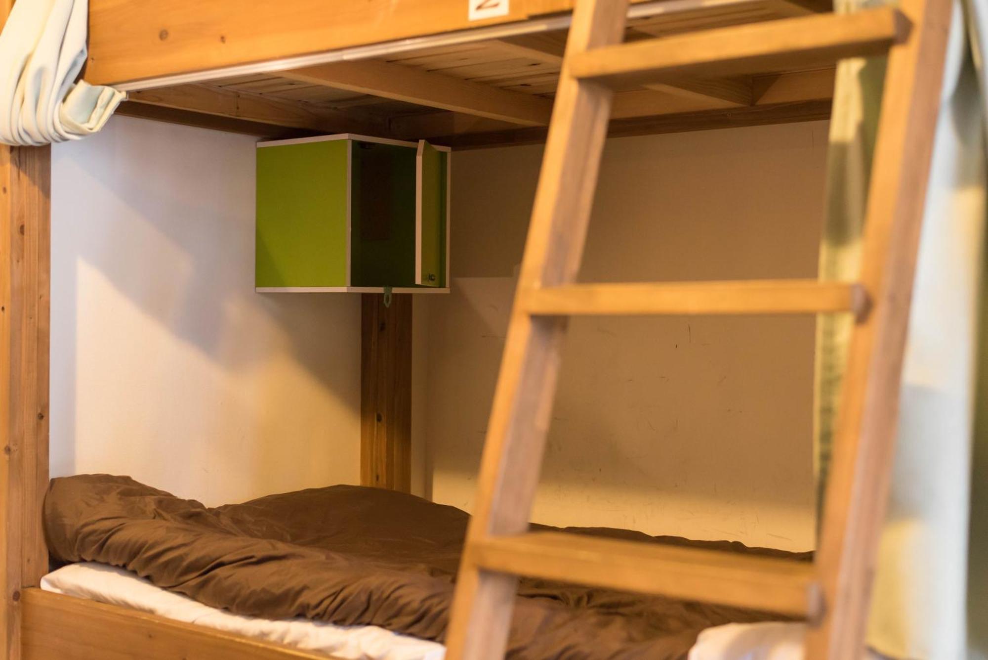 Hostel Q Осака Номер фото