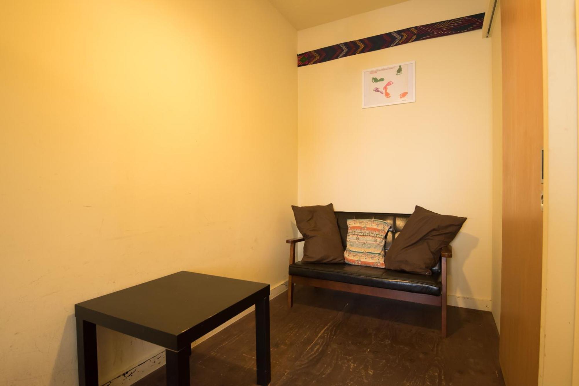 Hostel Q Осака Номер фото