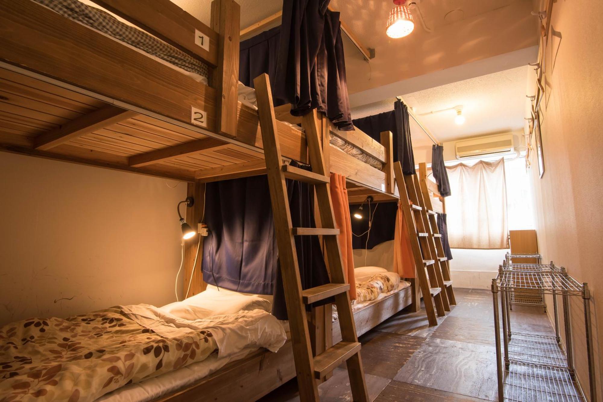 Hostel Q Осака Номер фото