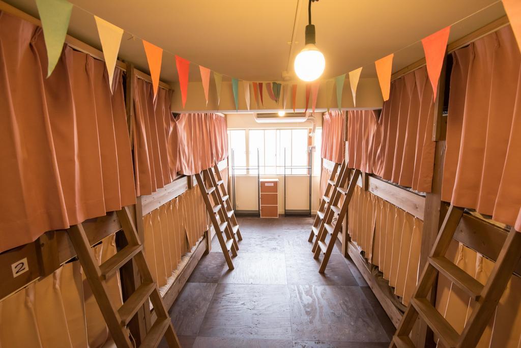 Hostel Q Осака Номер фото